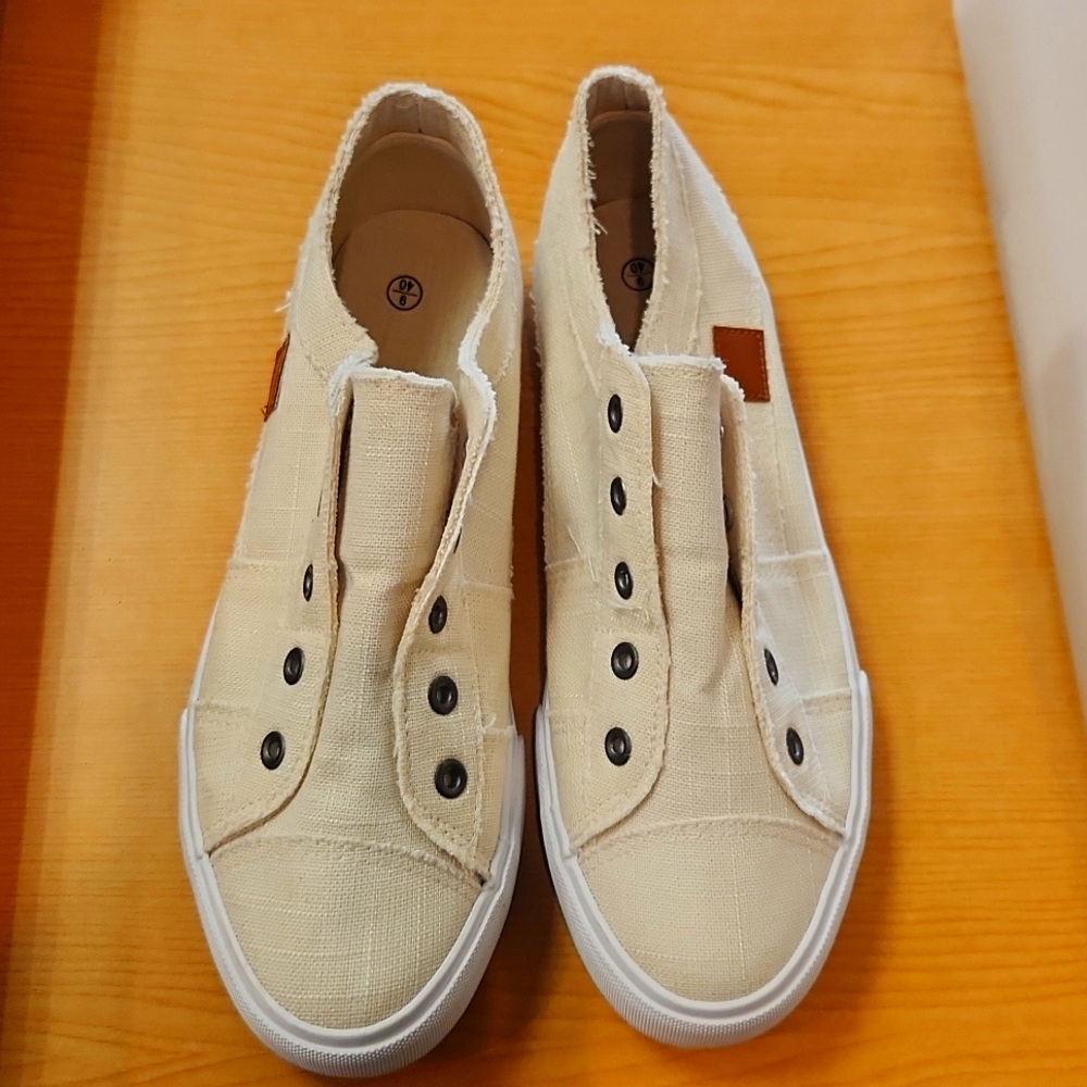 Amazon Brand Tan Slip On Shoes